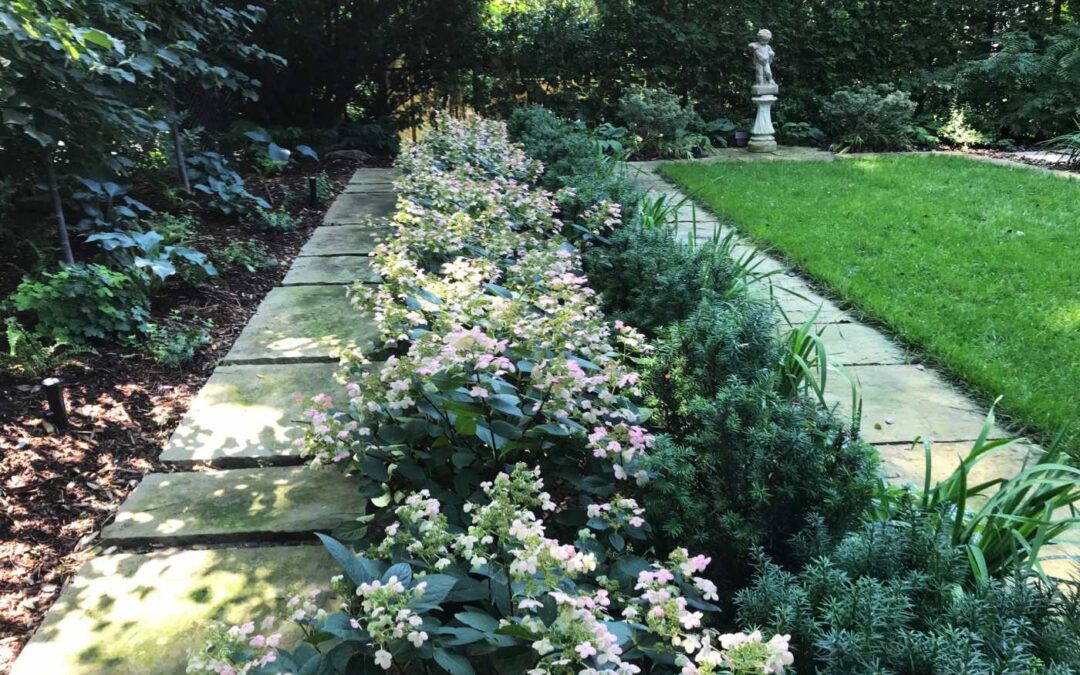 RUSSELL HILL GARDEN